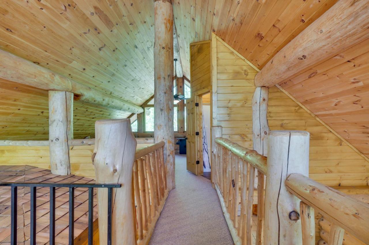 Idyllic Gatlinburg Cabin With Hot Tub And Balcony! Zewnętrze zdjęcie